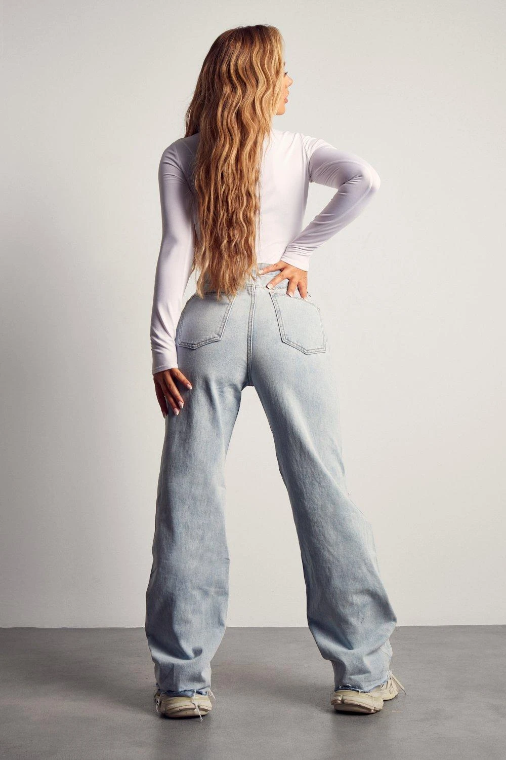 Miss Joslin Wide Leg Distressed Jean - Image 3