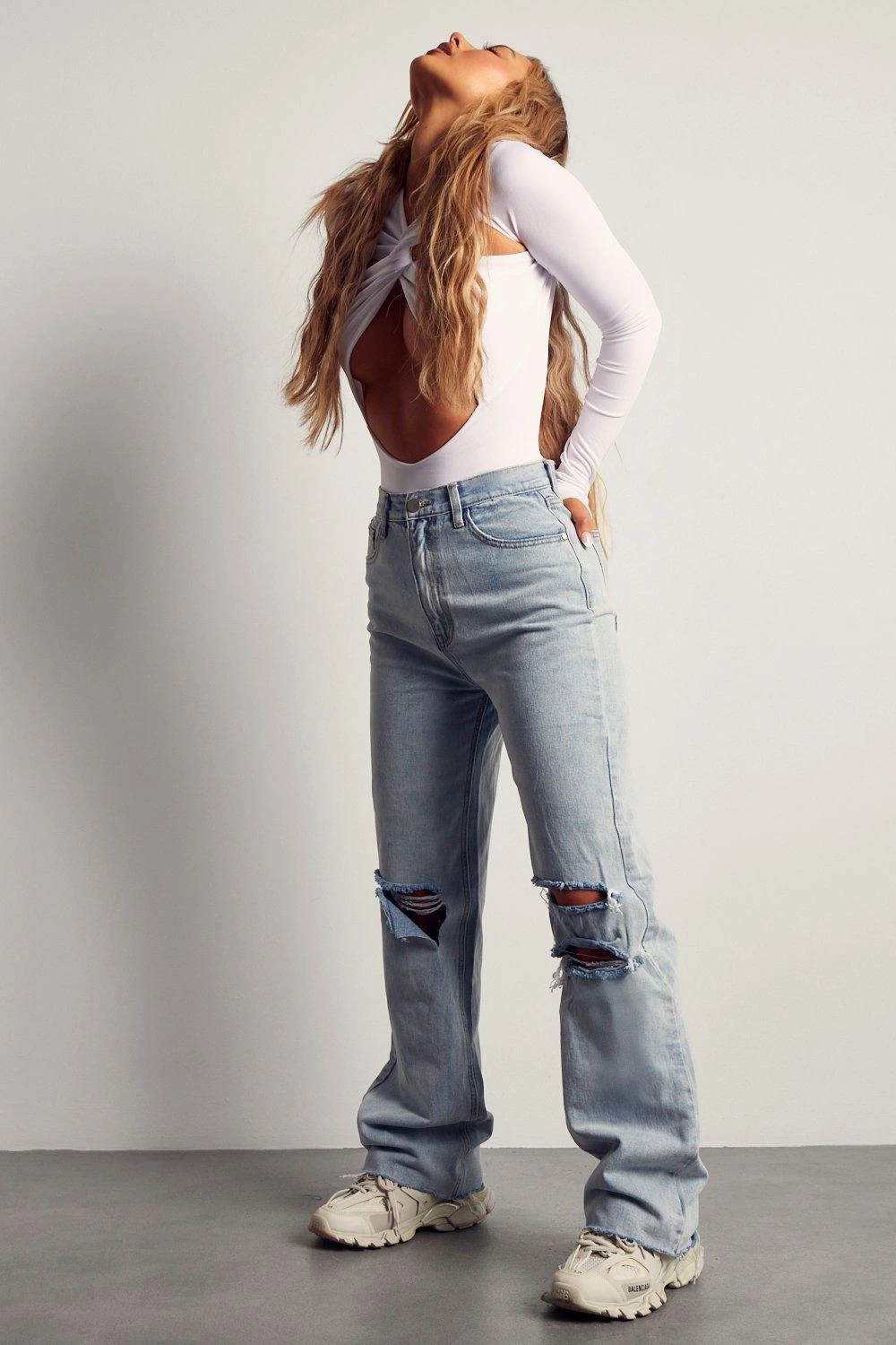 Miss Joslin Wide Leg Distressed Jean - Image 4