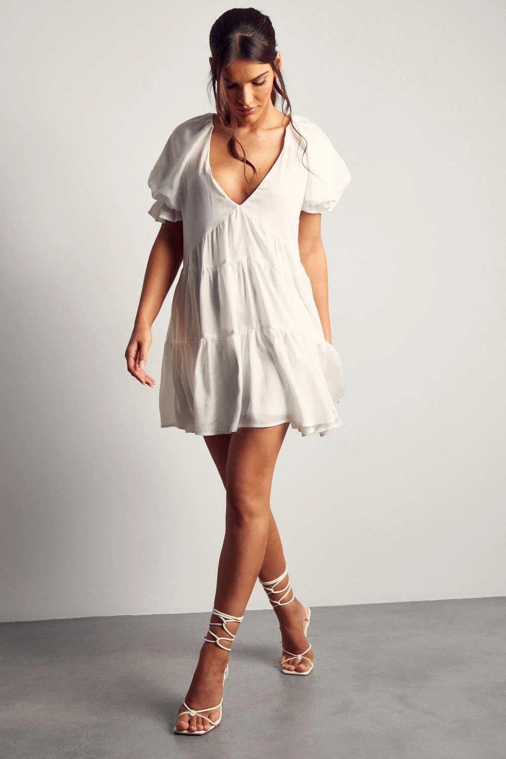 Puff Sleeve Plunge Tiered Smock Dress - Image 4