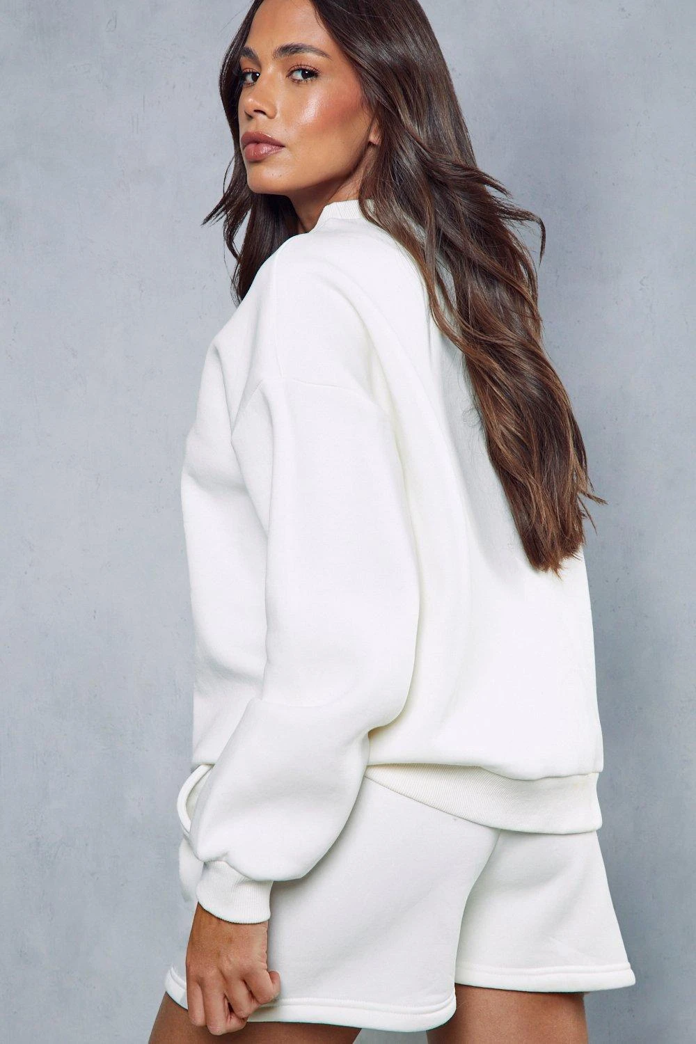 Oversized Sweatshirt - Image 3