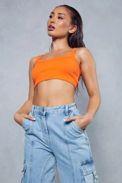 Premium Ribbed Scoop Crop Top